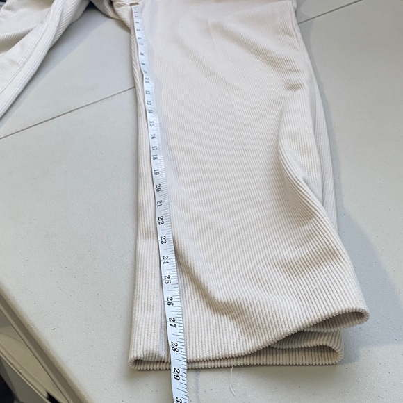 House of Harlow Elegant Cream High-Waisted corduroy Pants size 4 - Picture 9 of 13